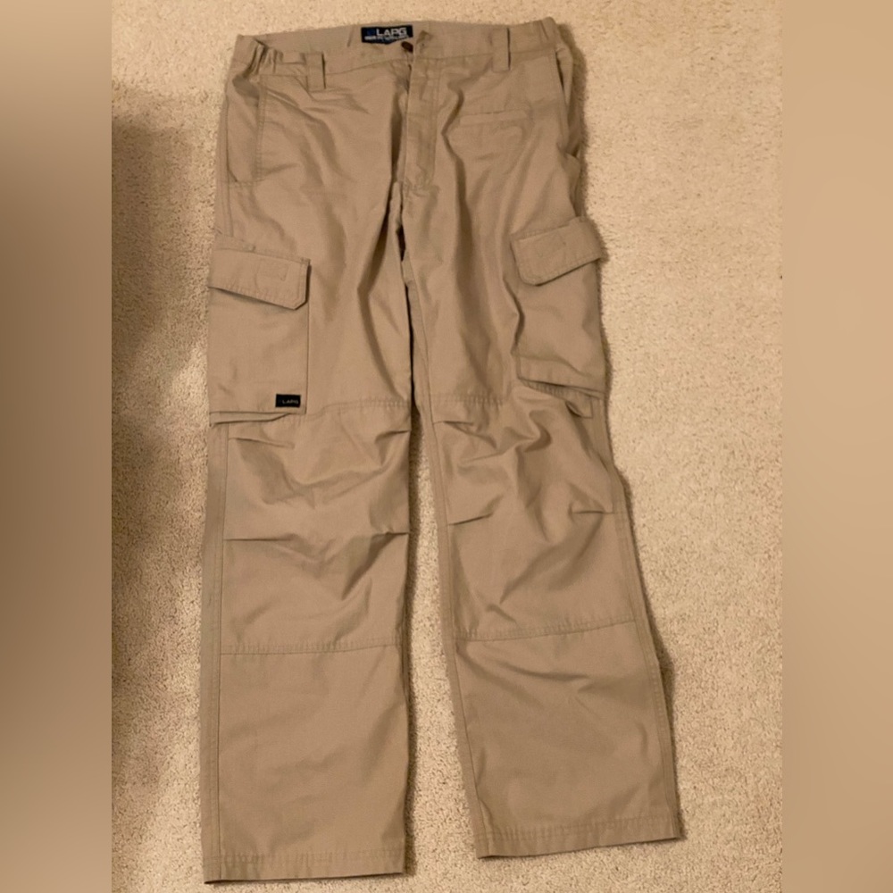 LAPG URBAN OPS TACTICAL MENS PANTS 34/32 PREOWNED